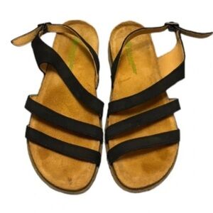 El Naturalista Black and Tan Sandals for Women